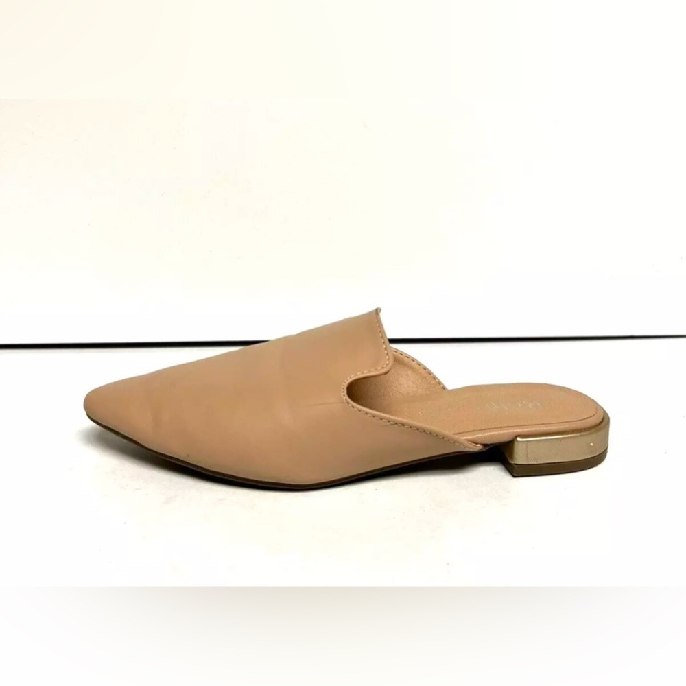Joyce Azria Womens Maison Flat Size 6 M
